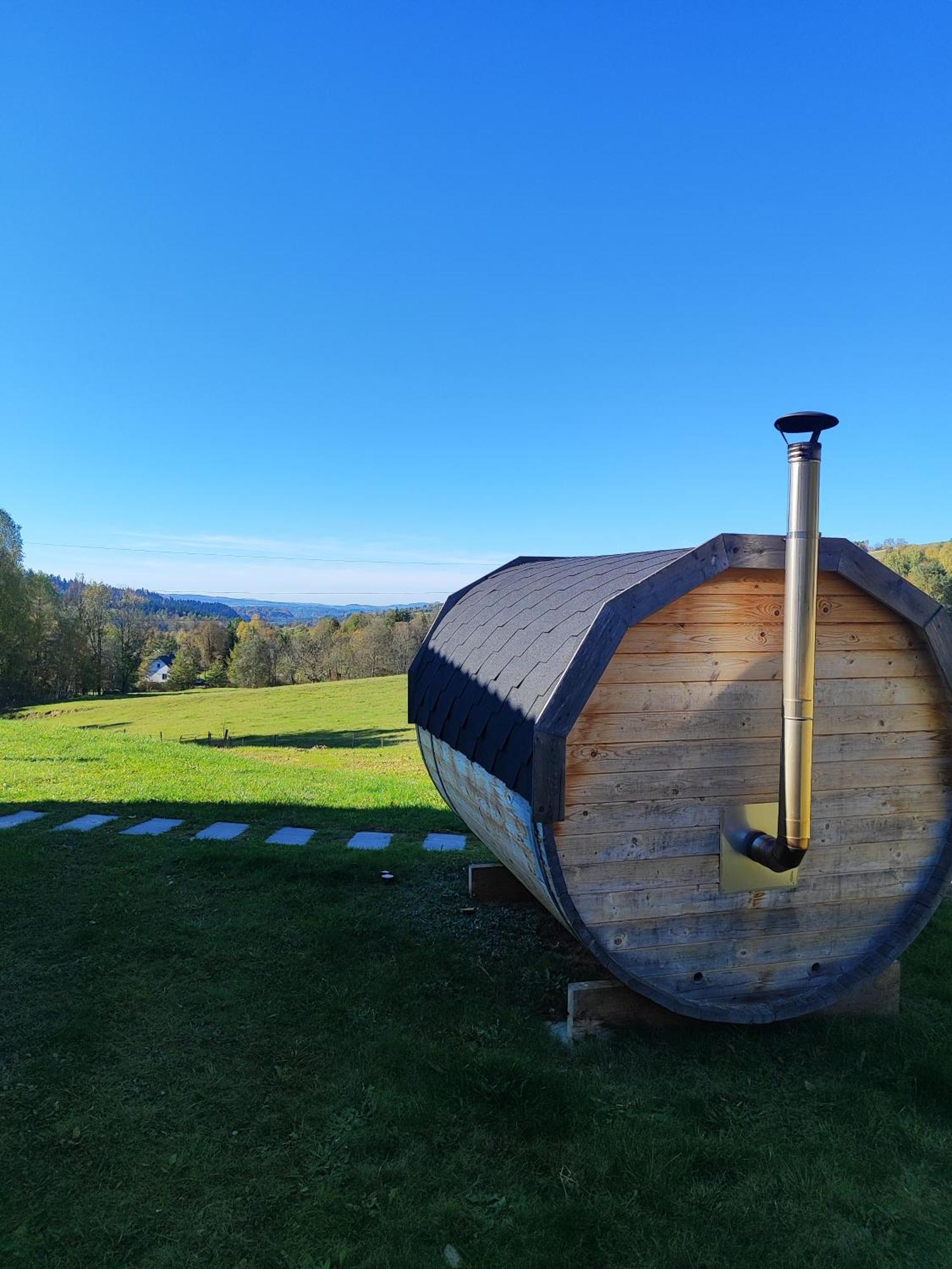 Dom Na Slonnym Villa Monasterzec Bagian luar foto